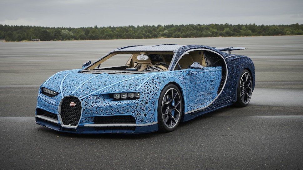 Copertina di La Bugatti di LEGO Technic a grandezza naturale si può guidare davvero