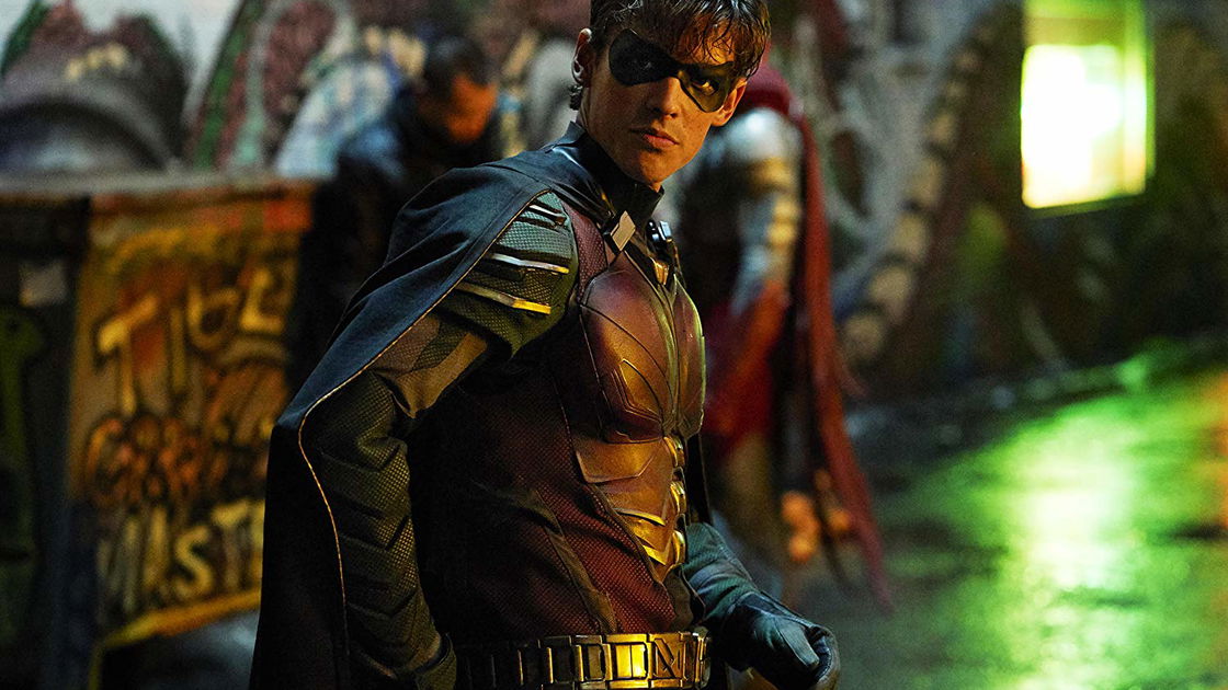 Copertina di Grave incidente sul set di Titans: muore un membro della troupe