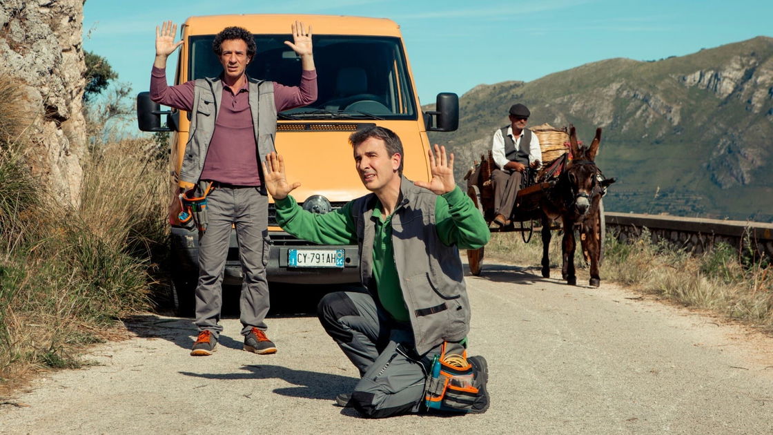 Copertina di 6 film su Netflix simili a Incastrati, se ti piacciono le risate all'italiana