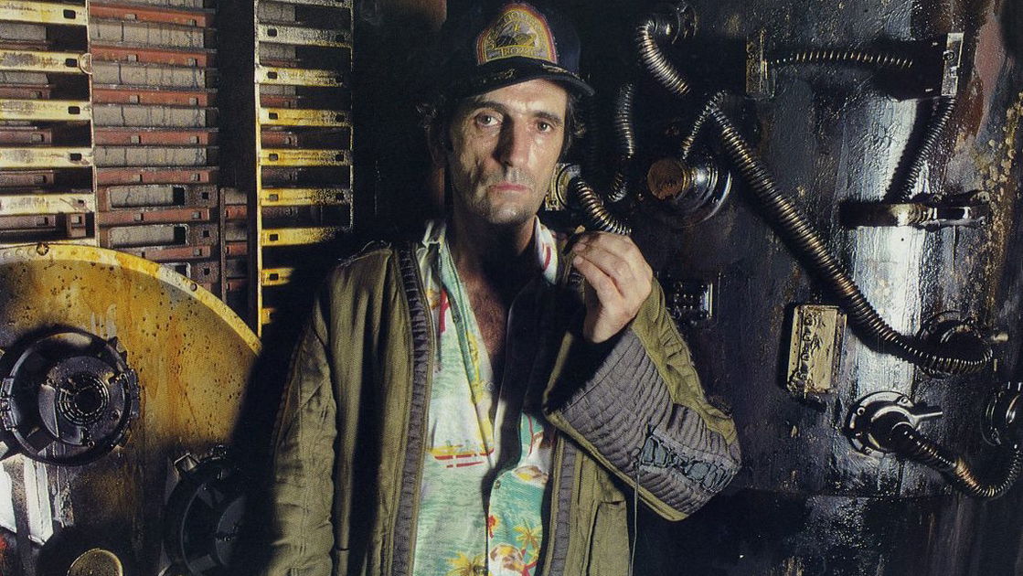 Copertina di Addio a Harry Dean Stanton, recitò in Alien e 1997: Fuga da New York