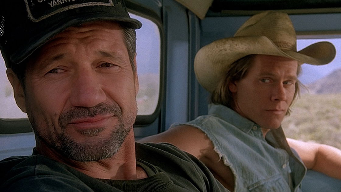 Copertina di Tremors compie 30 anni: 10 cose da sapere sul monster movie di Ron Underwood