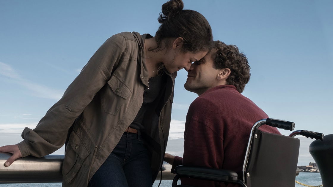 Copertina di Stronger - Io sono più forte: la storia vera di Jeff Bauman, sopravvissuto all'attentato alla Maratona di Boston