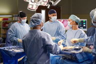 Copertina di Grey's Anatomy 16 avrà un vero finale? Cosa sappiamo dopo lo stop alle riprese