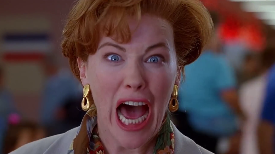 Copertina di Mamma, ho perso l'aereo: l'urlo 'Kevin!' ricreato da Catherine O'Hara torna virale su Tik Tok