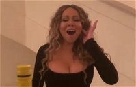 Copertina di Mariah Carey stravince la Bottle Cap Challenge (senza calci)