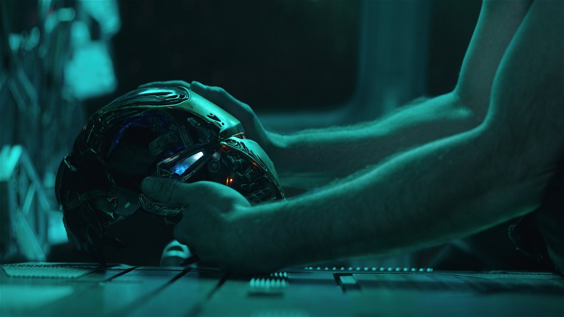 Copertina di Avengers: Endgame, pubblicità al posto delle scene post-credit in un cinema di Singapore