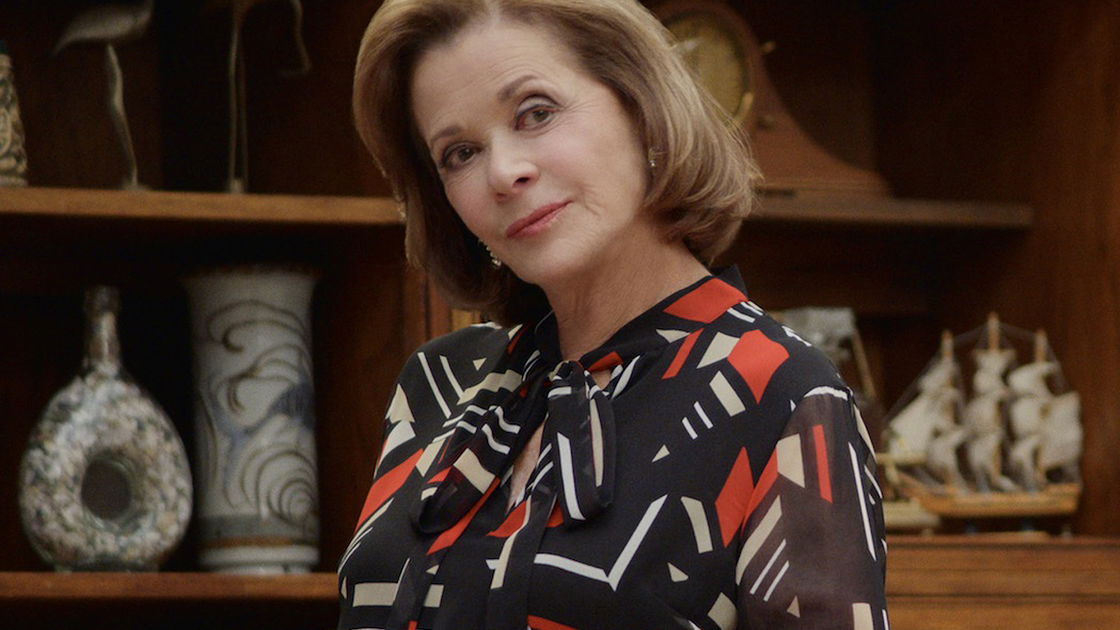 Copertina di Jessica Walter è morta: addio a Lucille Bluth di Arrested Development