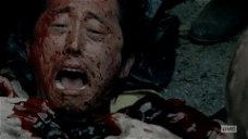 Copertina di The Walking Dead: Steven Yeun parla della "controversia del cassonetto" 