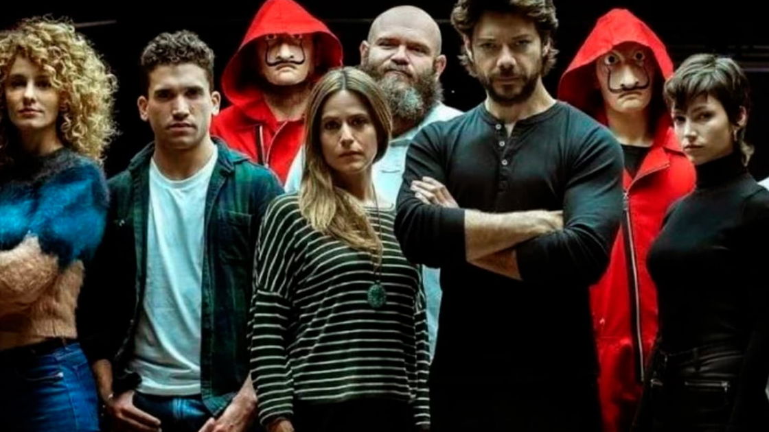 Copertina di La Casa di Carta 5 arriverà in due parti: le anticipazioni, le teorie e le paure dei fan