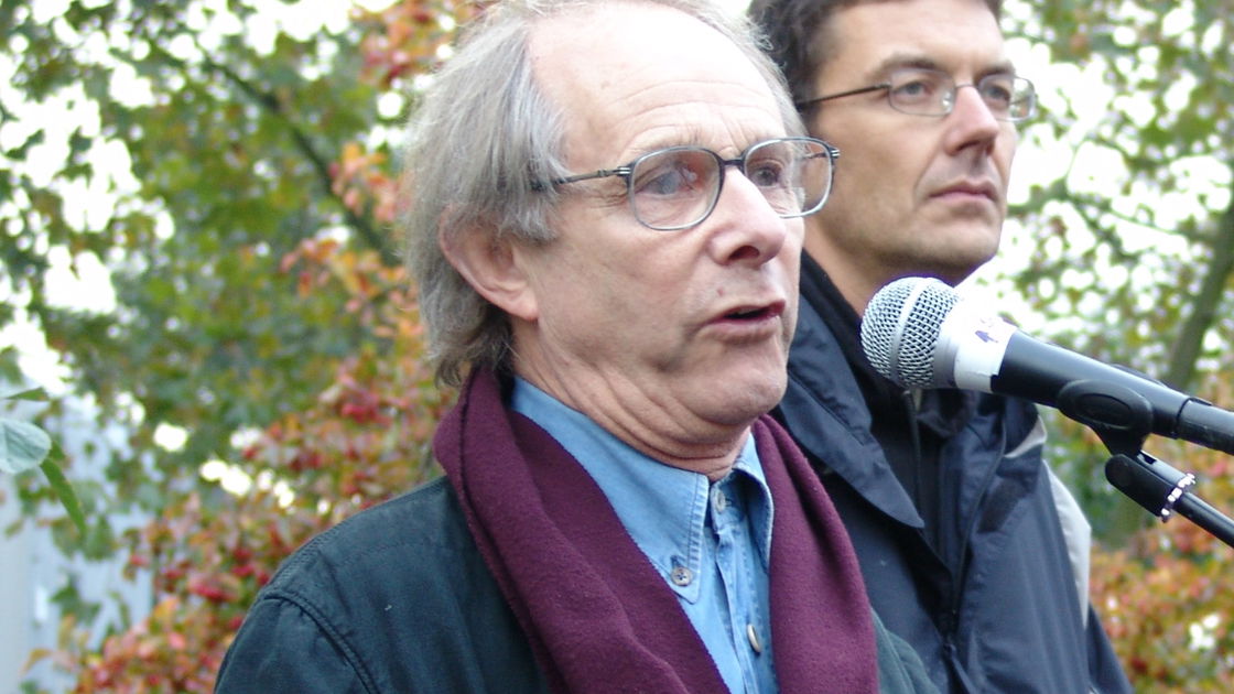 Copertina di Film Marvel: anche Ken Loach attacca, Jon Favreau e Bob Iger rispondono