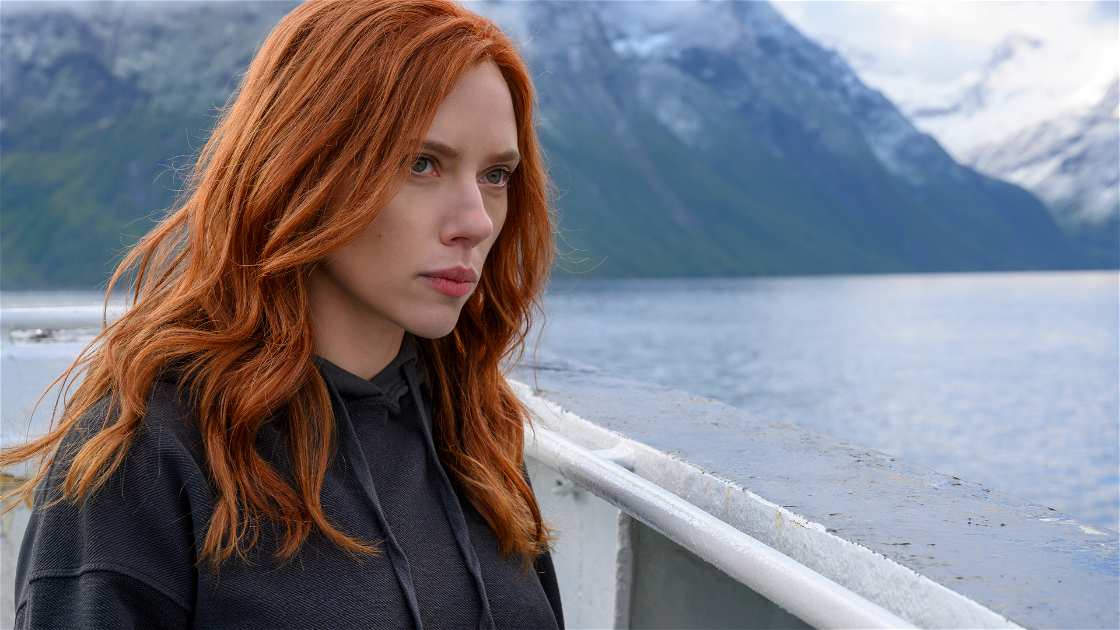 Το εξώφυλλο της Scarlett Johansson είναι ένα δώρο που ίσως η Marvel δεν αξίζει: Η Black Widow σώθηκε χάρη σε αυτήν