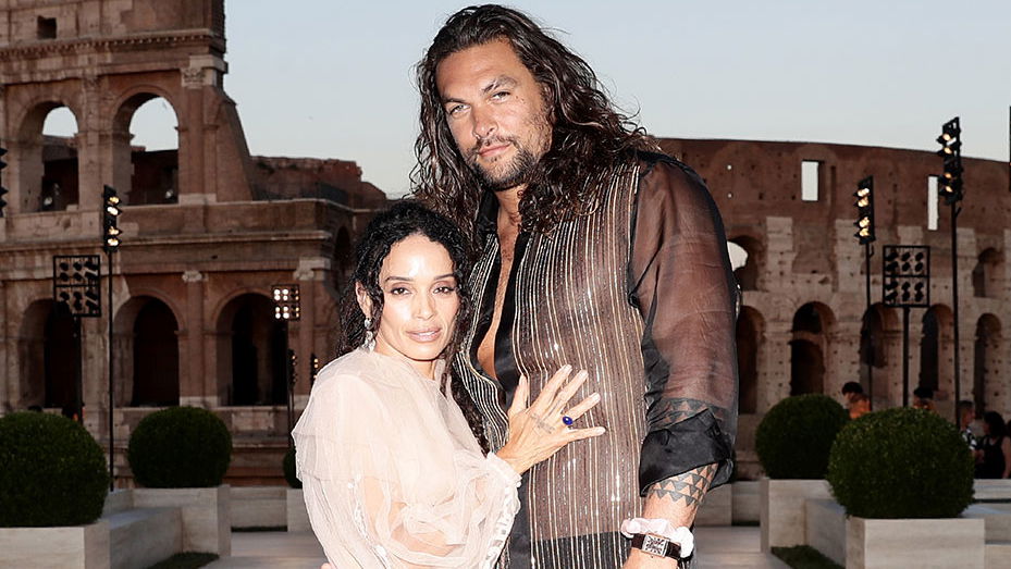 Copertina di Jason Momoa, la vacanza a Venezia con Lisa Bonet e la sfilata con Zendaya a Roma