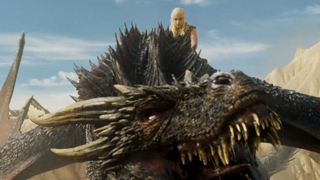 Copertina di George R. R. Martin su Game of Thrones: "Il finale della serie sarà basato su cose decise 5 anni fa"