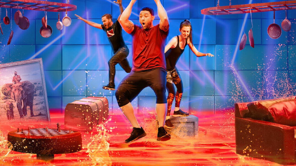 Copertina di Le cadute più divertenti di Floor is Lava, lo show di Netflix