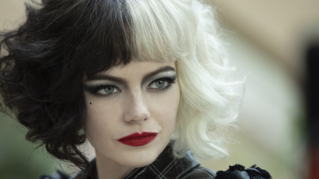 Copertina di Crudelia è come il Joker di Joaquin Phoenix? La parola a Emma Stone
