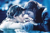 Copertina di Brad Pitt ai Golden Globes parla del finale di Titanic