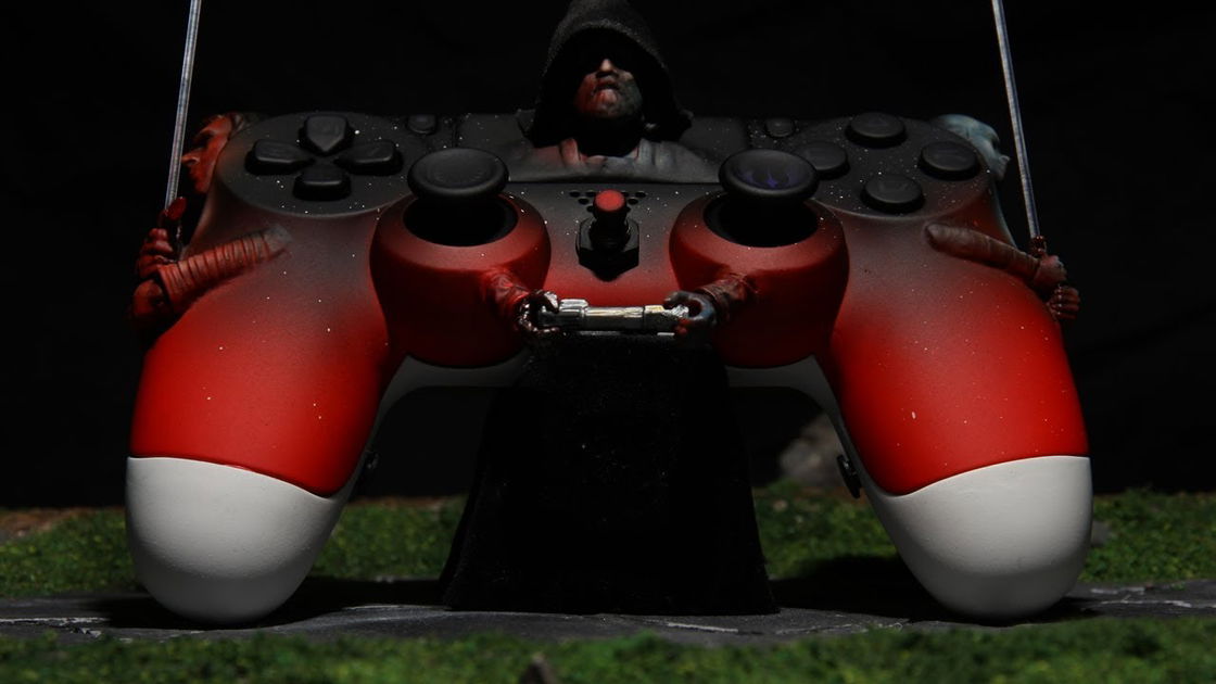 Copertina di Questo splendido controller per PS4 a tema Star Wars è tutto made in Italy