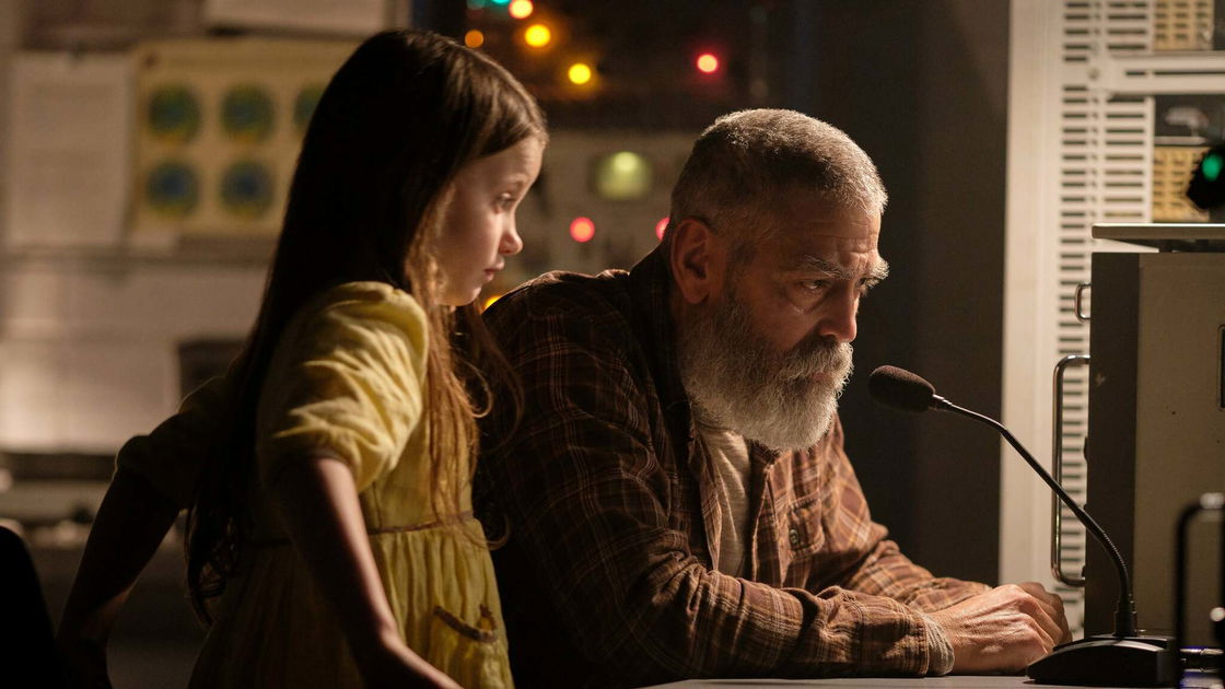 Copertina di The Midnight Sky: il trailer ufficiale dello sci-fi di George Clooney