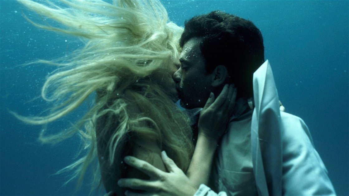 Copertina di Splash - Una sirena a Manhattan ha avuto una strana censura su Disney+