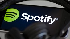 Copertina di Spotify blocca le versioni crackate dell'app: panico e lamentele sui social