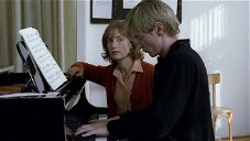 Copertina di  "Haneke parla pochissimo e a me piace così": Isabelle Huppert racconta come è stato girato La pianista