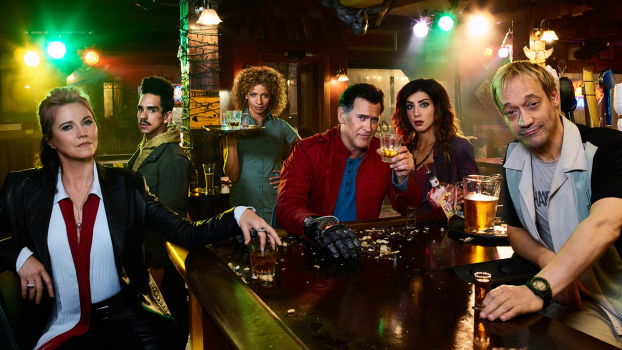 Copertina di Ash vs Evil Dead: se la serie verrà cancellata, Bruce Campbell tenterà un nuovo film