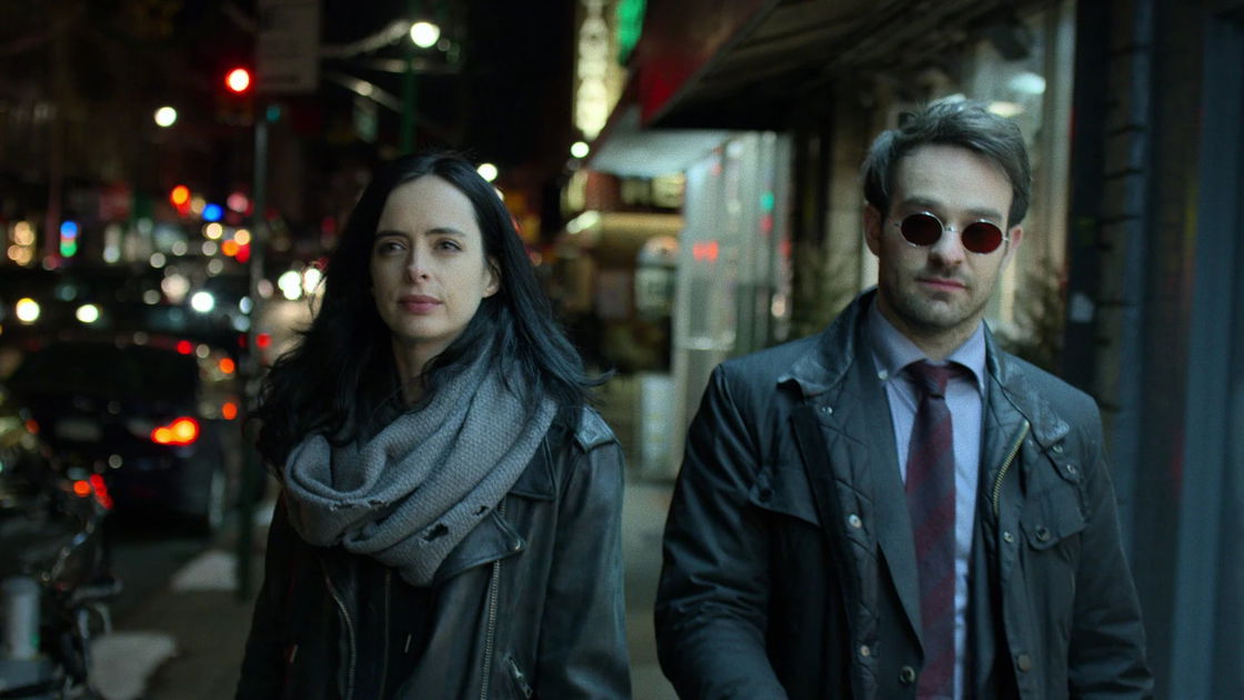 Copertina di Daredevil e Jessica Jones arrivano in chiaro su Rai4 questa primavera