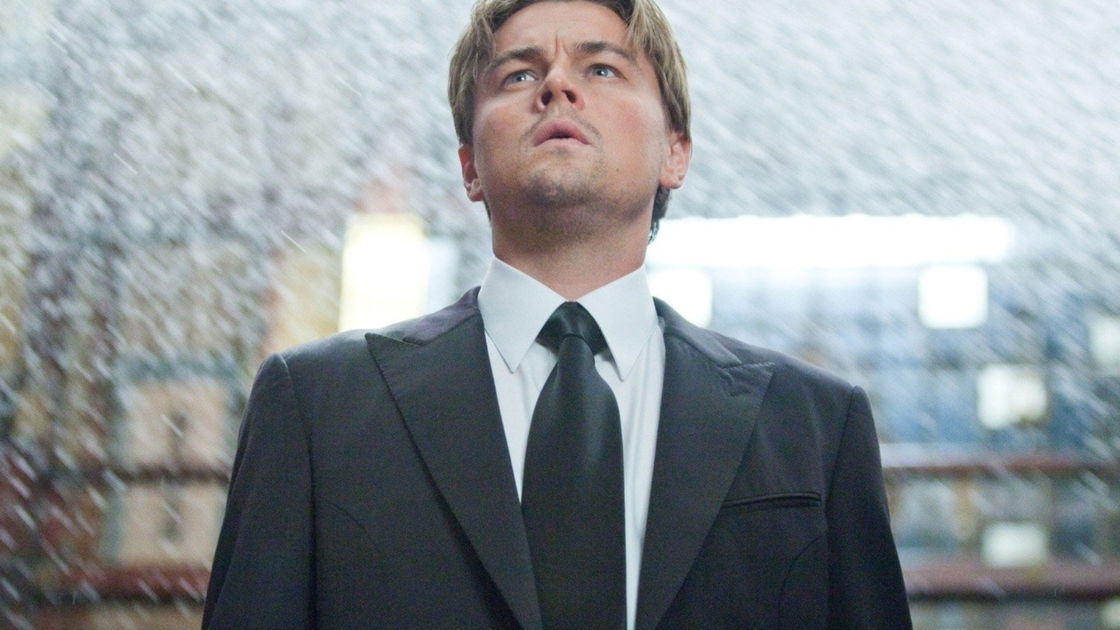 Copertina di Inception di Christopher Nolan torna nei cinema italiani il 17 luglio