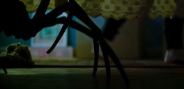 Copertina di Itsy Bitsy: il film horror sul ragno gigante in un trailer sconsigliato agli aracnofobici