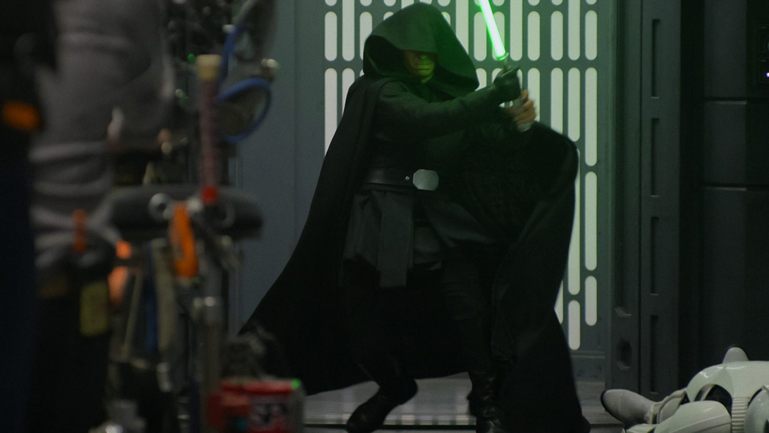 Εξώφυλλο του The Mandalorian 2: οι περιέργειες που σχετίζονται με την παρουσία του Λουκ Σκαϊγουόκερ που αποκαλύπτονται από την Disney Gallery