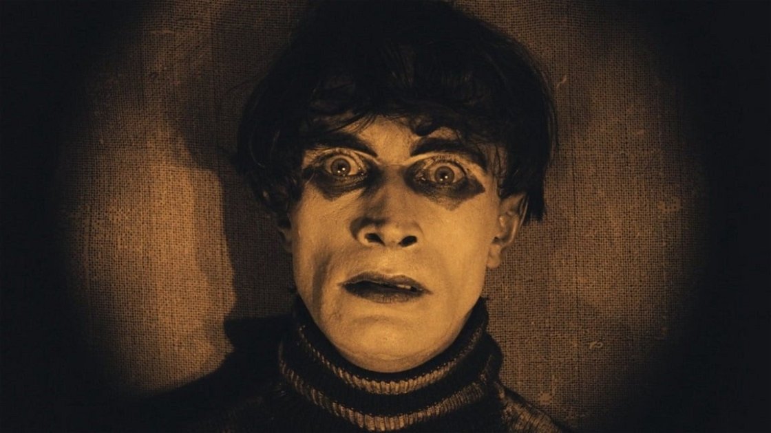 Copertina di Il gabinetto del dottor Caligari, le foto rare del film finiscono all'asta