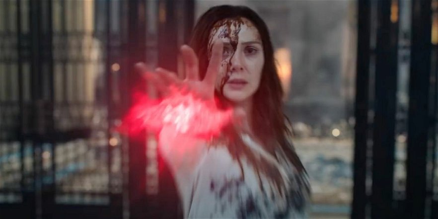 Copertina di Nel 2015 Elizabeth Olsen aveva svelato la trama di Doctor Strange 2
