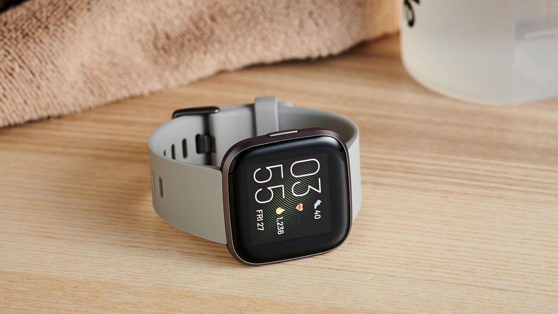 Copertina di Google acquisisce Fitbit: operazione da 2.1 miliardi di dollari per migliorare Wear OS