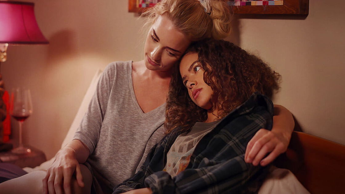 Copertina di I motivi per cui Ginny & Georgia non c'entra niente con Una mamma per amica
