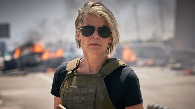 Copertina di Terminator: Destino oscuro. Il durissimo allenamento di Linda Hamilton