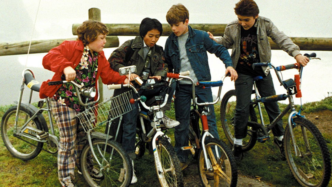 Copertina di I Goonies: cancellata la serie TV sul film cult degli anni '80