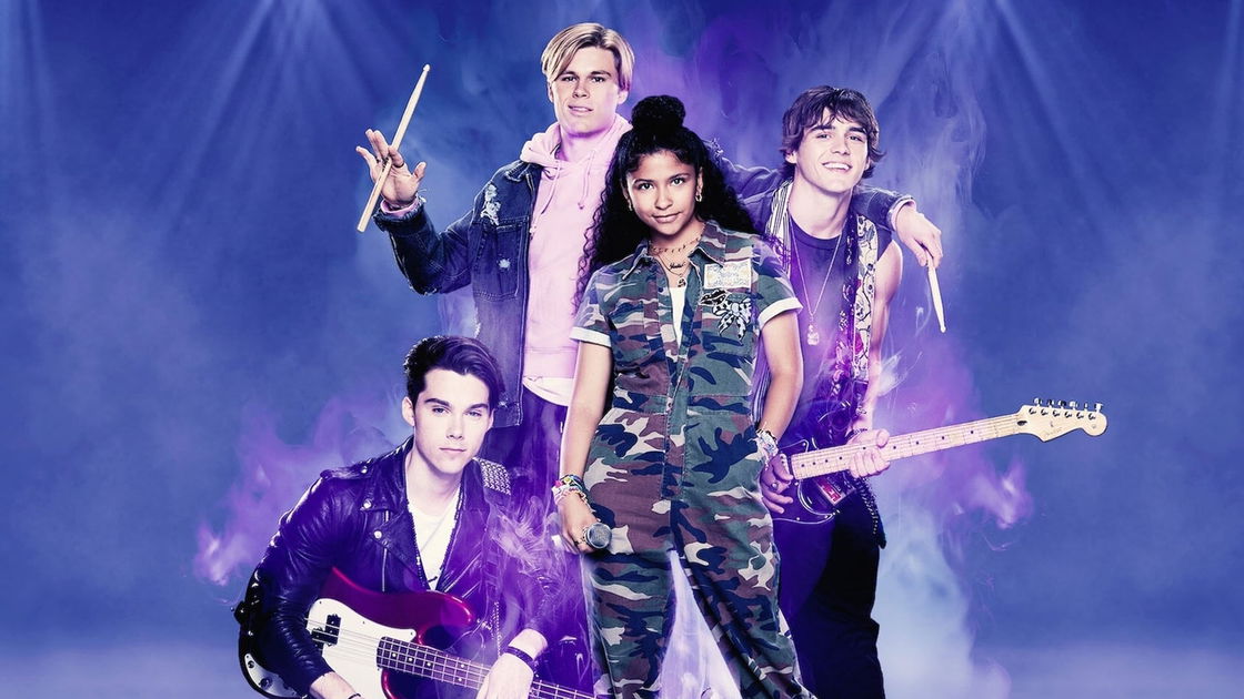 Copertina di Julie and the Phantoms: il cast di giovani attori e i loro personaggi