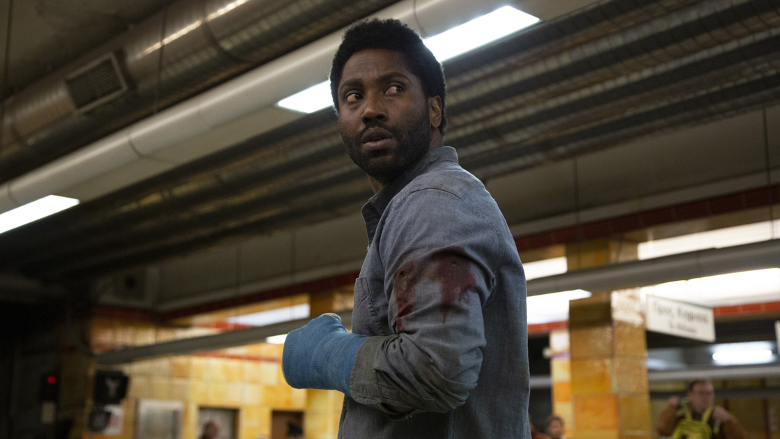 Copertina di Beckett, la recensione dell'action Netflix in anteprima da Locarno 2021