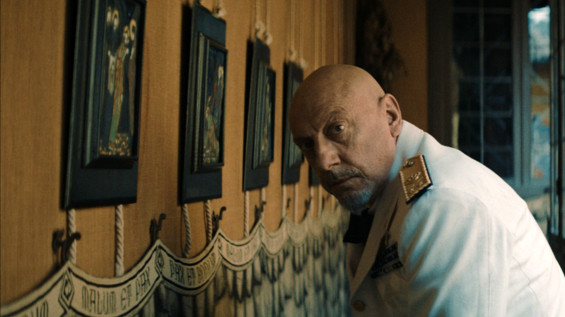 Copertina di Sergio Castellitto è Gabriele D'Annunzio ne Il cattivo poeta: trailer e cast del film