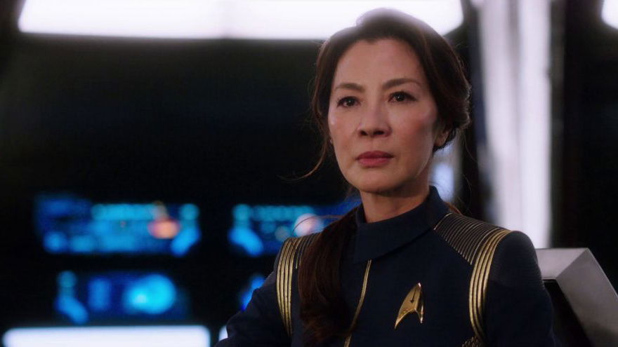 Copertina di Star Trek: la serie TV con protagonista Michelle Yeoh esplorerà il lato oscuro della Federazione