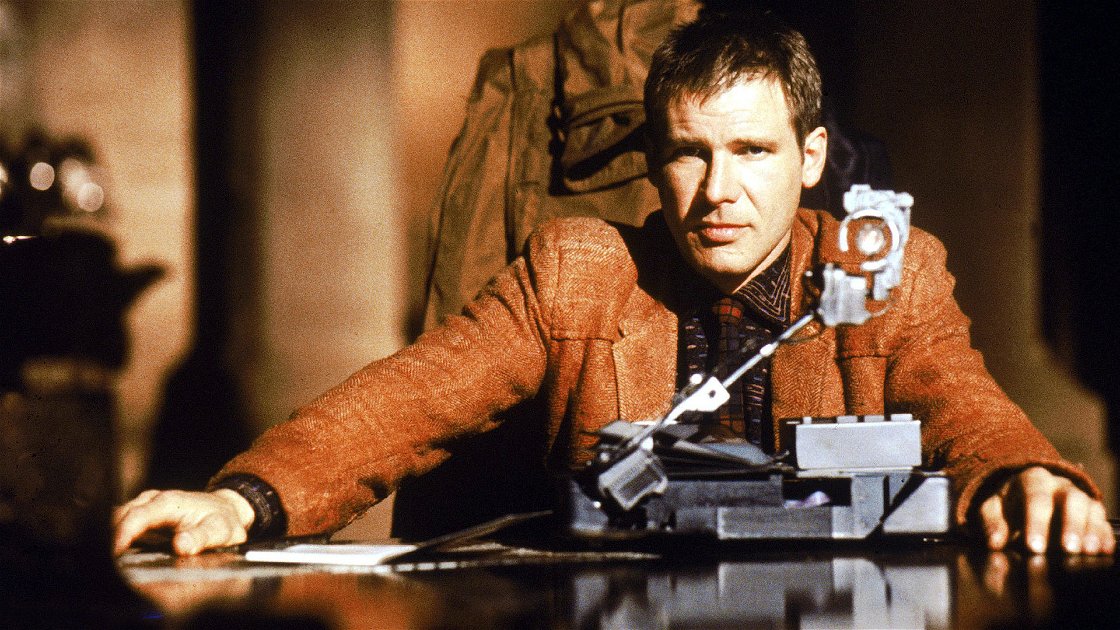 Copertina di Blade Runner 2049 ci dirà se Rick Deckard è un replicante