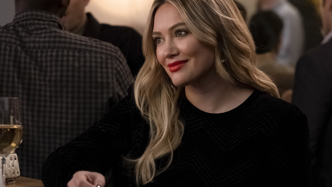 Copertina di Younger, lo spin-off con Hilary Duff è in lavorazione