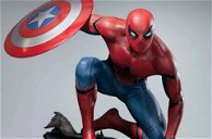Copertina di Lo Spider-Man (con scudo) di Civil War diventa una statua da collezione