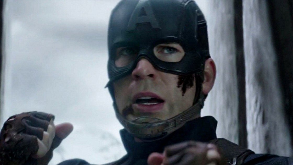 Copertina di Captain America: un video mostra tutti (ma proprio tutti) i pugni incassati nel MCU
