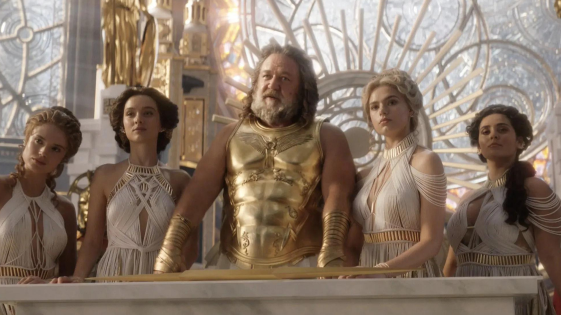 Το εξώφυλλο του Thor 4, ο Ράσελ Κρόου υποτίθεται ότι θα έπαιζε έναν άλλο χαρακτήρα
