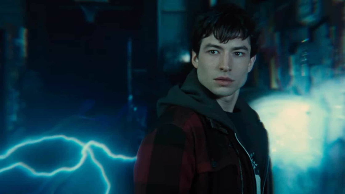 Εξώφυλλο του Ezra Miller Ζητά Βοήθεια: "I Suffer from Mental Problems"