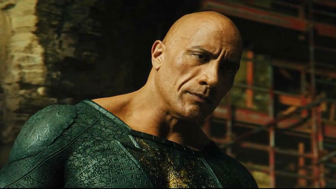 Copertina di Ecco quanto guadagna The Rock per Black Adam
