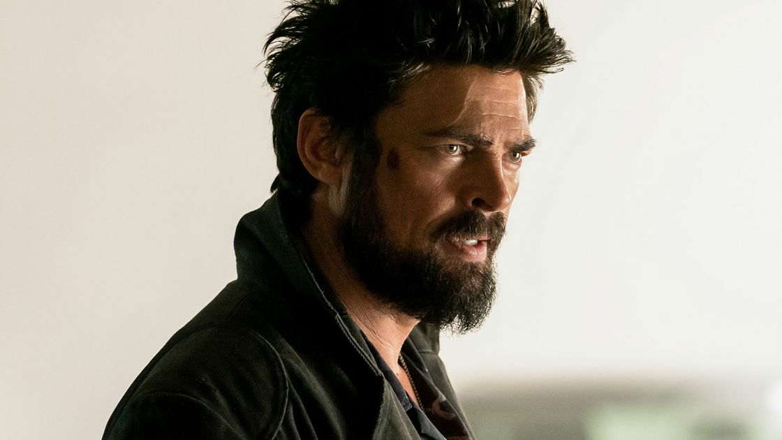 Copertina di Karl Urban: "sono troppo vecchio per fare Wolverine"