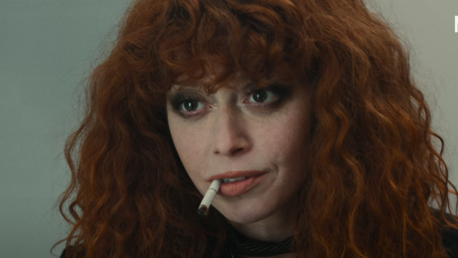Copertina di Russian Doll 2, il trailer della folle serie TV Netflix