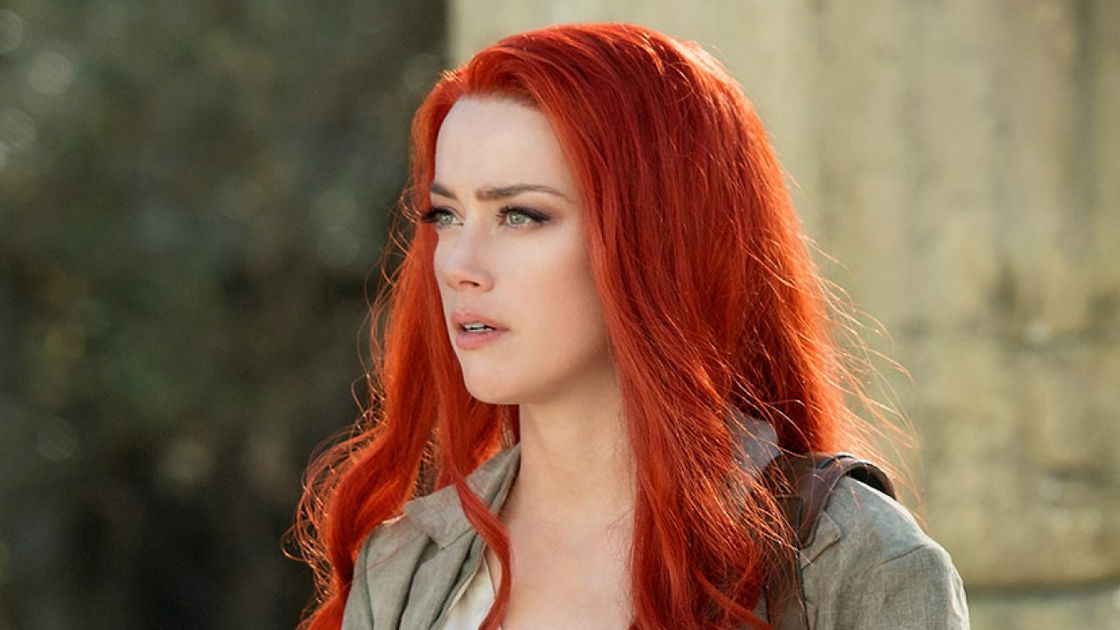 Copertina di Amber Heard fuori da Acquaman 2? L'attrice torna a negare